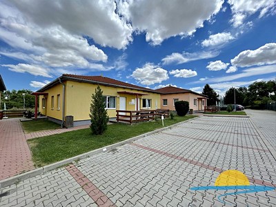 Senec - Apartmánové domy Holiday Village